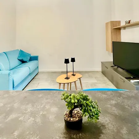 Design House Bergamo - Terrace & Private Parking 公寓 *