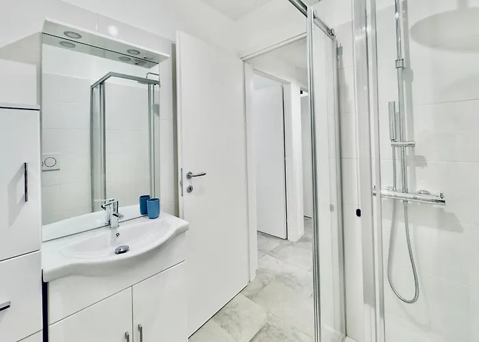 דירה Design House - Terrace & Private Parking