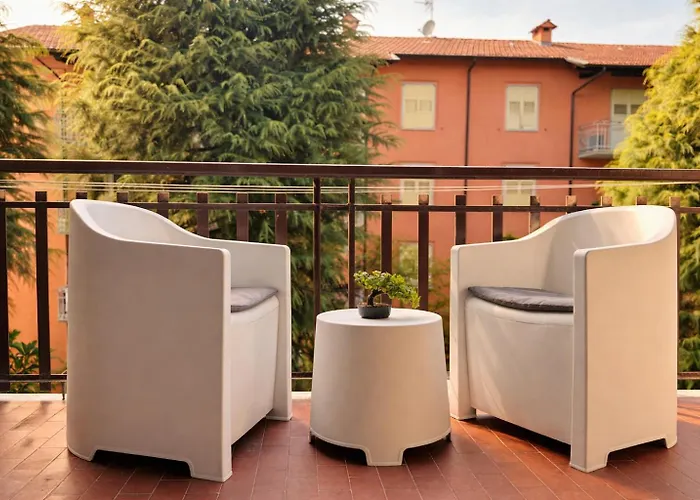 Design House - Terrace & Private Parking דירה *